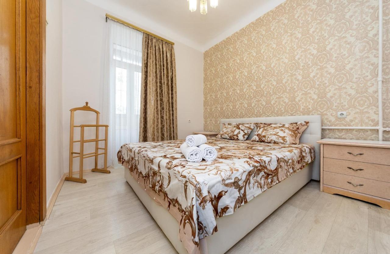 Вулиця 20Г,Мала Житомирська Киев Экстерьер фото
